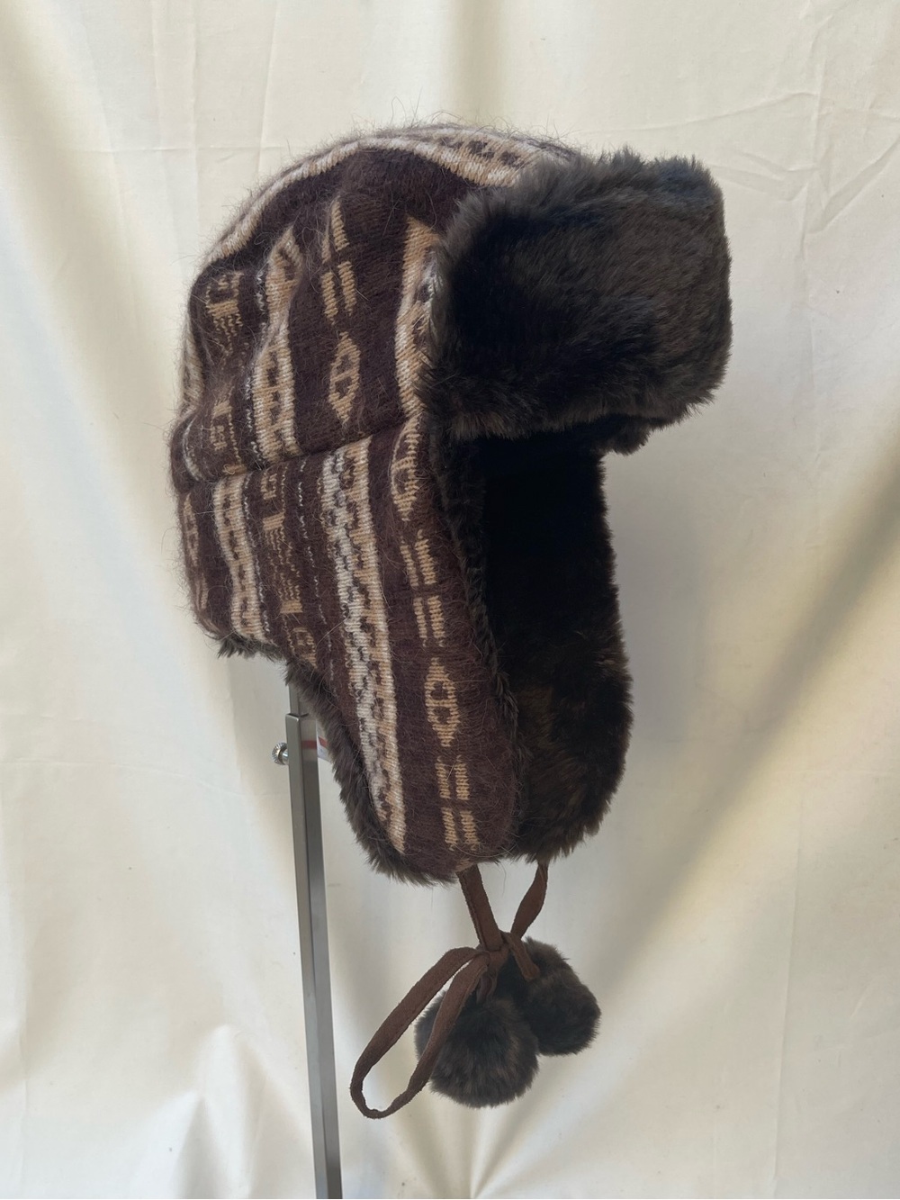 NINE WEST BROWN FUR WINTER Wool 30 % WOMEN'S TRAPPER HAT ONE SIZE RETAIL $38-NEW
